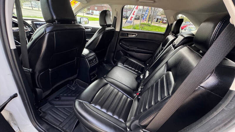 2021 Ford Edge SEL