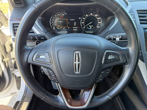 2017 Lincoln MKZ Select