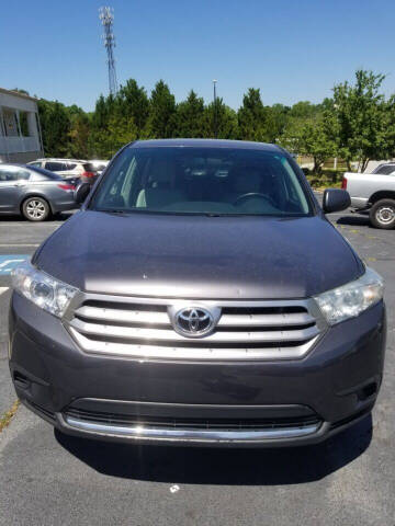 2013 Toyota Highlander for sale at DDN & G Auto Sales in Newnan GA