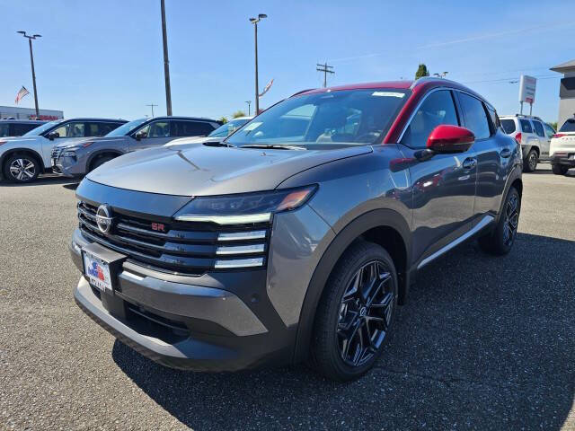 2025 Nissan Kicks SR