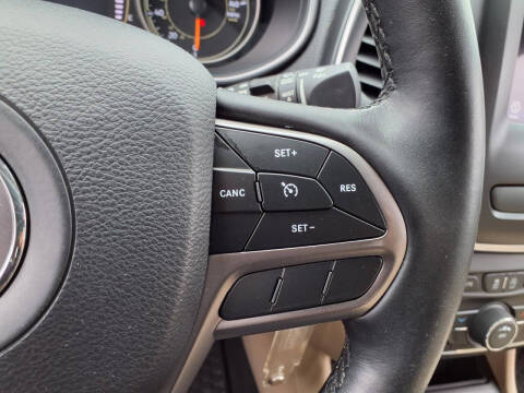 2019 Jeep Cherokee Latitude