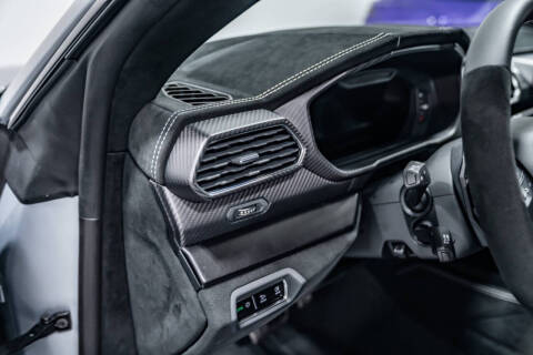 2024 Lamborghini Urus Performante