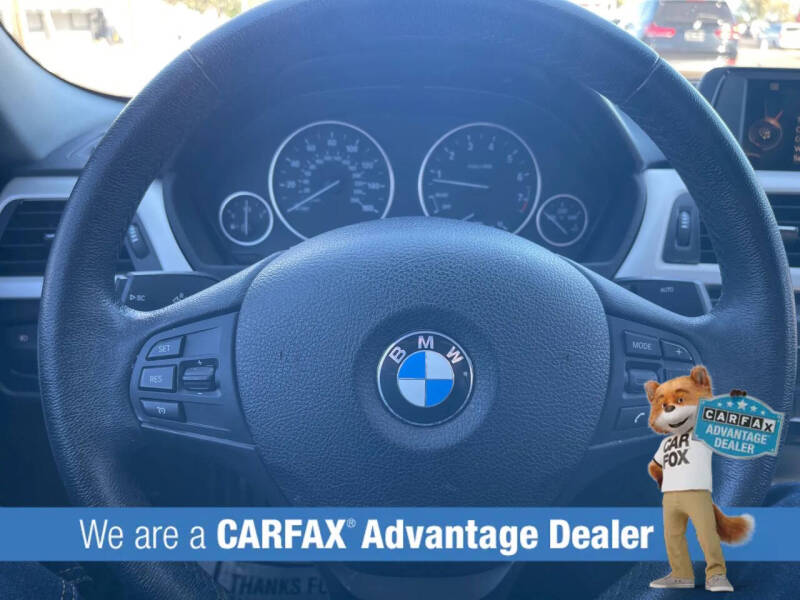 2017 BMW 3 Series 320i