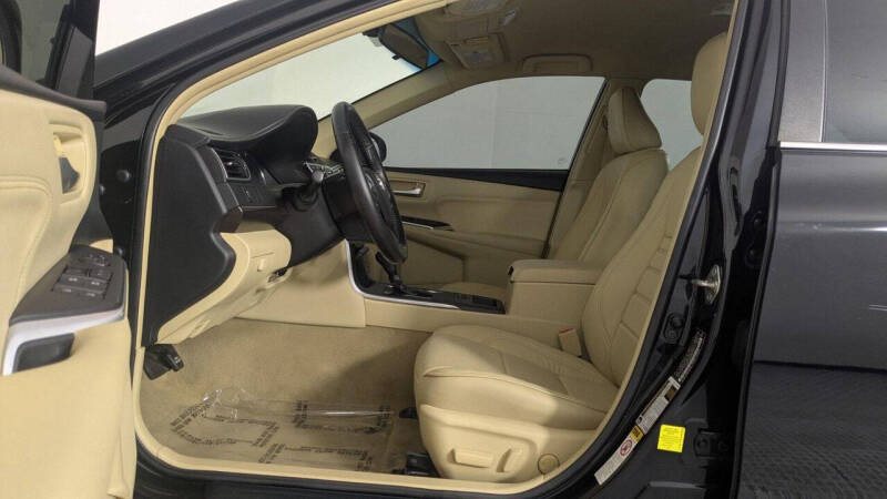 2016 Toyota Camry XLE