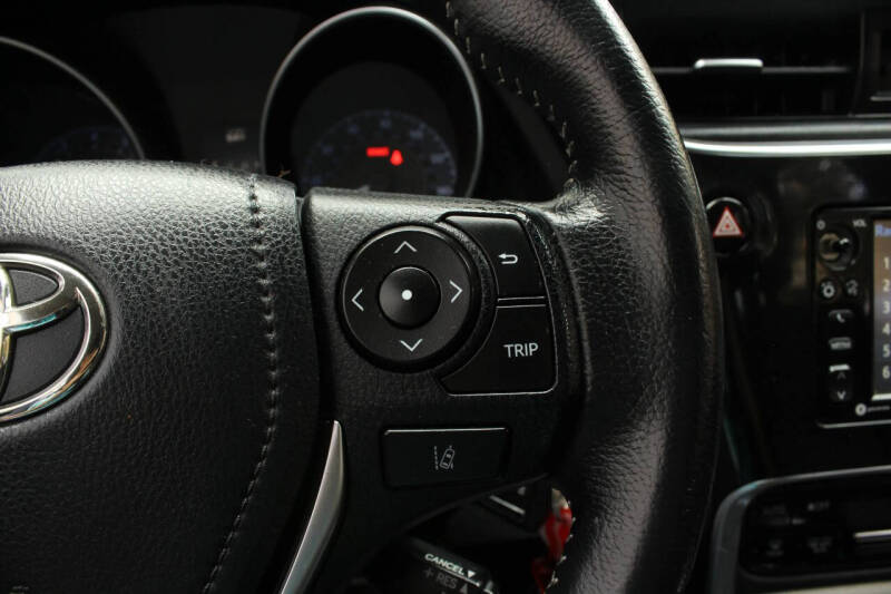 2017 Toyota Corolla iM