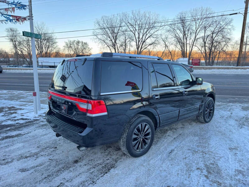 2017 Lincoln Navigator Select