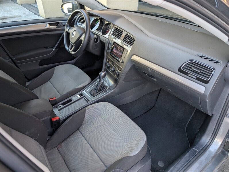 2015 Volkswagen e-Golf Limited Edition