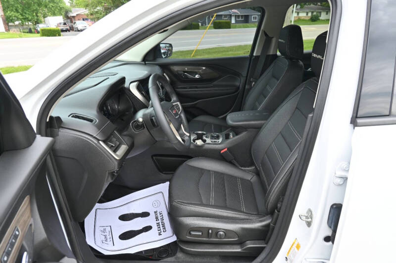 2023 GMC Terrain Denali