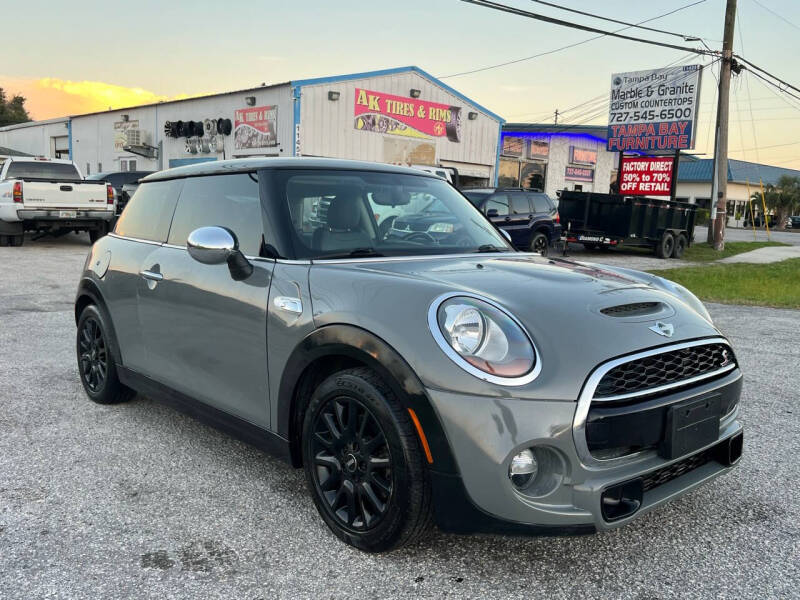 2014 MINI Hardtop for sale at ONYX AUTOMOTIVE, LLC in Largo FL