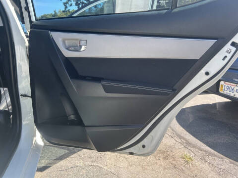 2017 Toyota Corolla LE