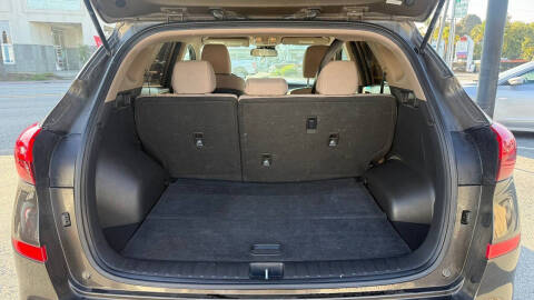 2020 Hyundai Tucson SE