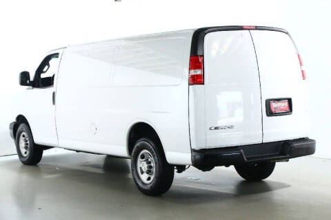 2023 Chevrolet Express 2500