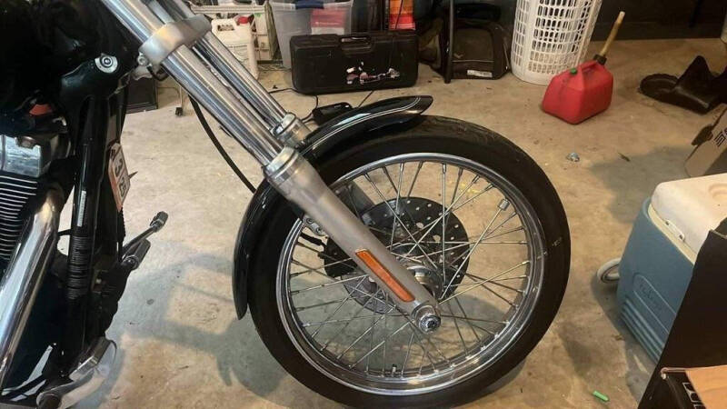 2008 Harley-Davidson Dyna White glide