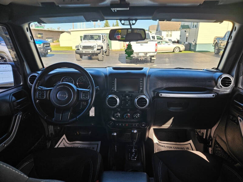 2016 Jeep Wrangler Unlimited Sahara