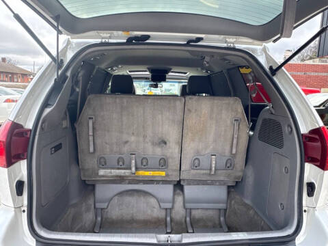 2005 Toyota Sienna
