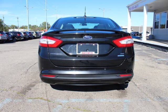 2013 Ford Fusion SE photo 6