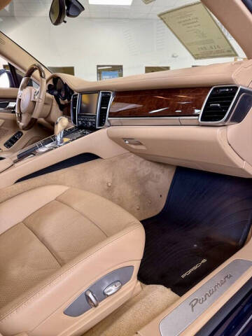 2011 Porsche Panamera