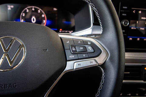 2026 Volkswagen Taos SE