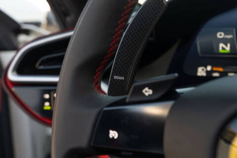 2024 Ferrari 296 GTS