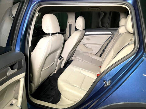 2017 Volkswagen Golf Alltrack