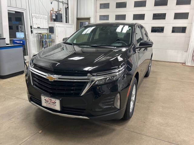 Used 2022 Chevrolet Equinox LT with VIN 3GNAXUEV6NL119006 for sale in Paynesville, Minnesota