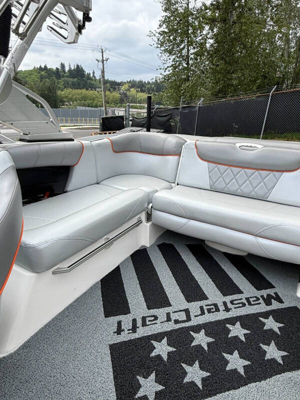 2014 MasterCraft X10