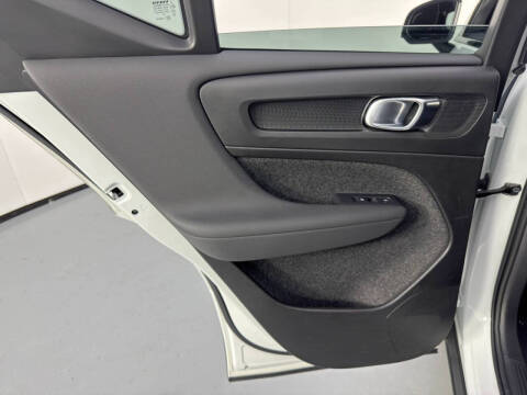 2024 Volvo XC40 Recharge Twin Plus