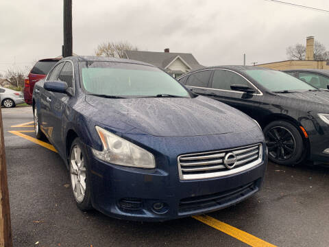 2012 Nissan Maxima for sale at Ideal Cars in Hamilton OH