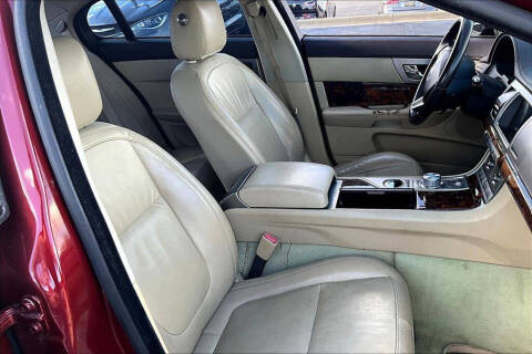 2011 Jaguar XF