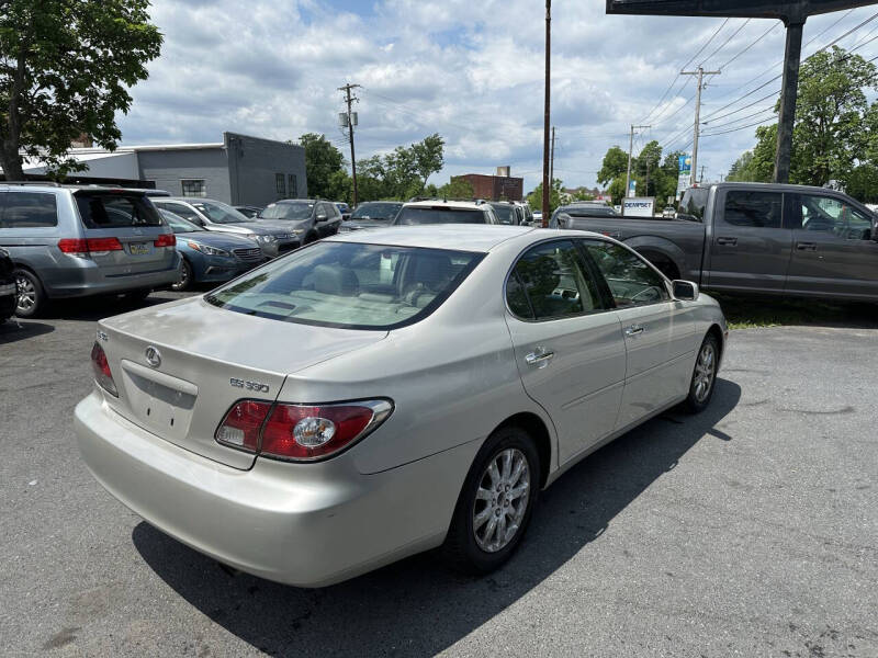 2004 Lexus ES 330