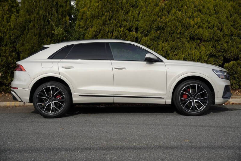 2021 Audi Q8 quattro Premium Plus 55 TFSI