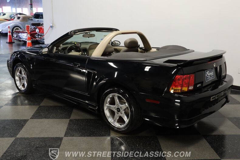 2001 Ford Mustang SVT Cobra