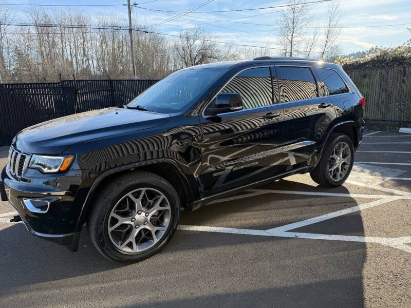 2018 Jeep Grand Cherokee Sterling Edition