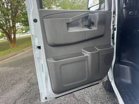 2017 Chevrolet Express 2500