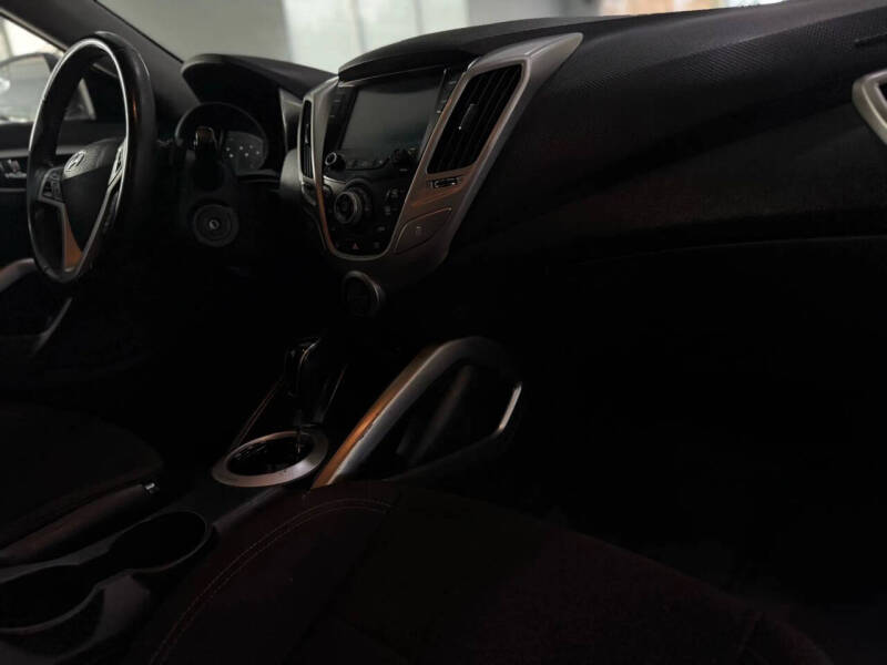2016 Hyundai Veloster