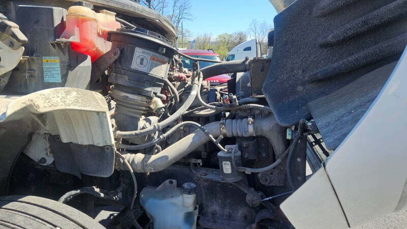 2015 Freightliner M2 106
