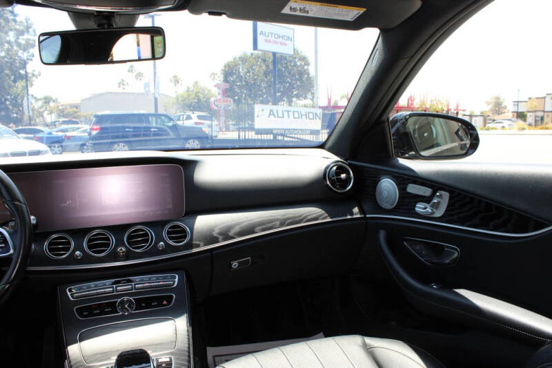 2019 Mercedes-Benz E-Class E 300
