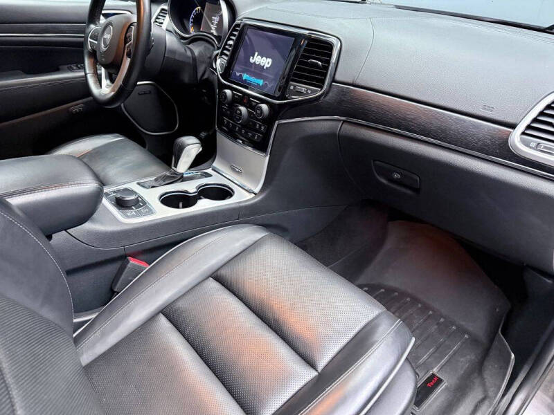 2019 Jeep Grand Cherokee Summit