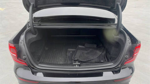 2023 Volvo S60 B5 Plus Black Edition