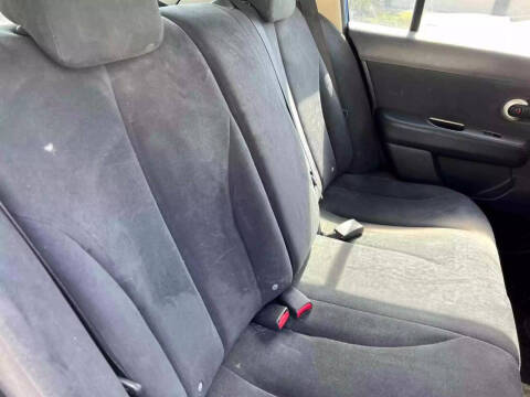 2007 Nissan Versa 1.8 S