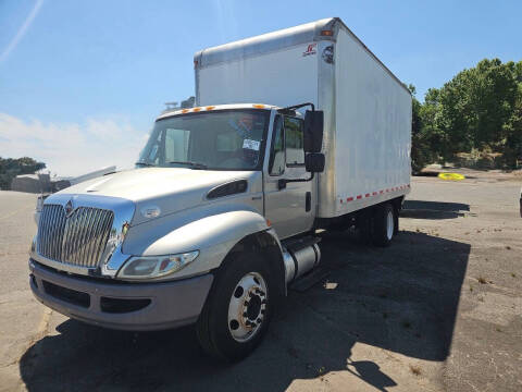 2013 International DuraStar 4300