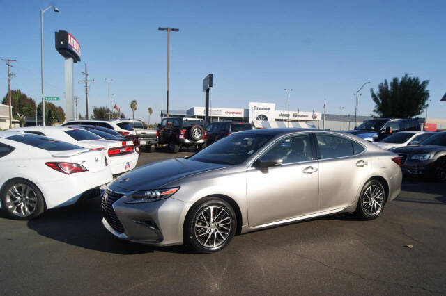 2016 Lexus ES 350 for sale at Auto Plaza in Fresno, CA