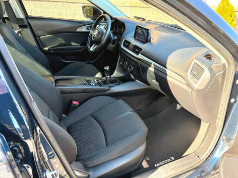 2017 Mazda MAZDA3 Sport