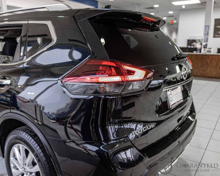 2020 Nissan Rogue SV