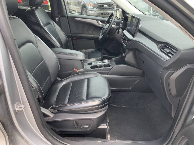2024 Ford Escape Platinum