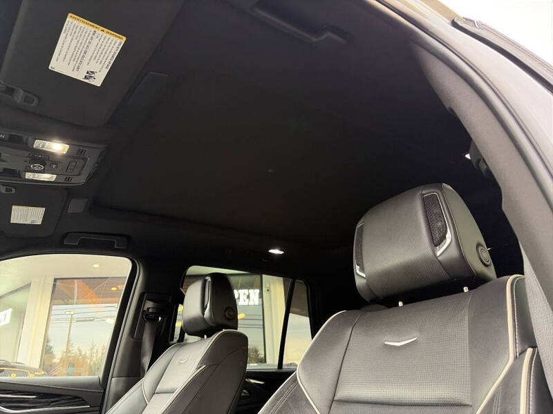 2021 Cadillac Escalade Sport
