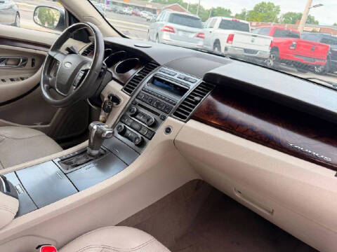 2010 Ford Taurus Limited