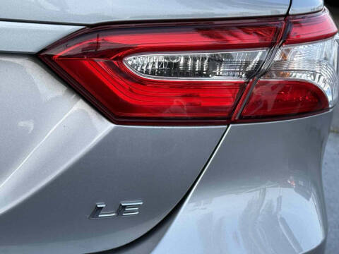 2019 Toyota Camry LE