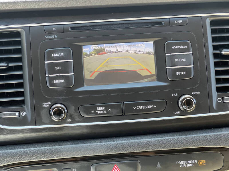 2015 Kia Sedona LX