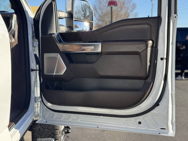 2023 Ford F-450 Super Duty King Ranch